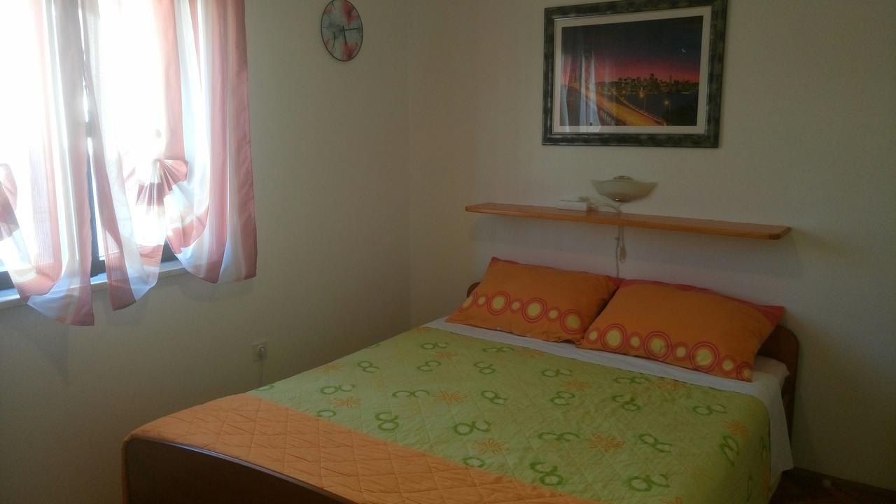Apartments Anic Novigrad Istria Buitenkant foto
